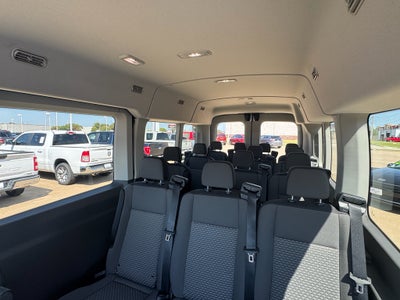 2025 Ford Transit Wagon XLT