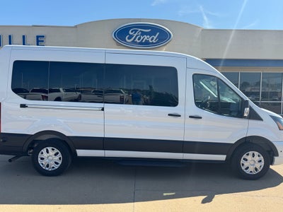 2025 Ford Transit Wagon XLT
