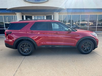2025 Ford Explorer ST