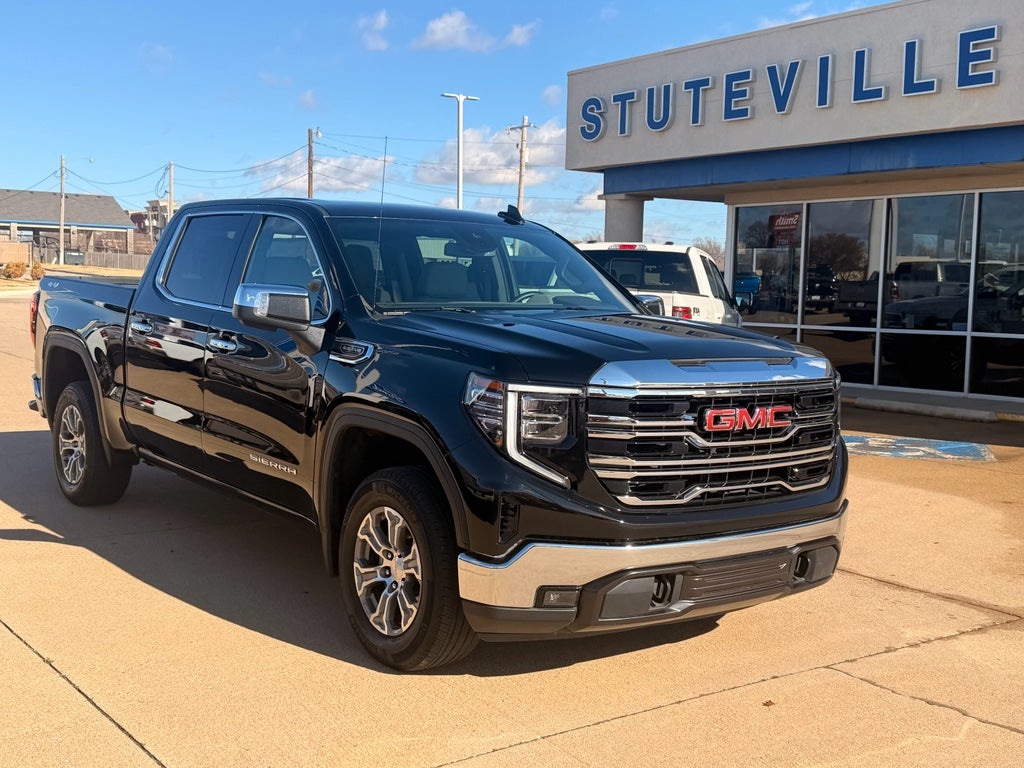 2025 GMC Sierra SLT